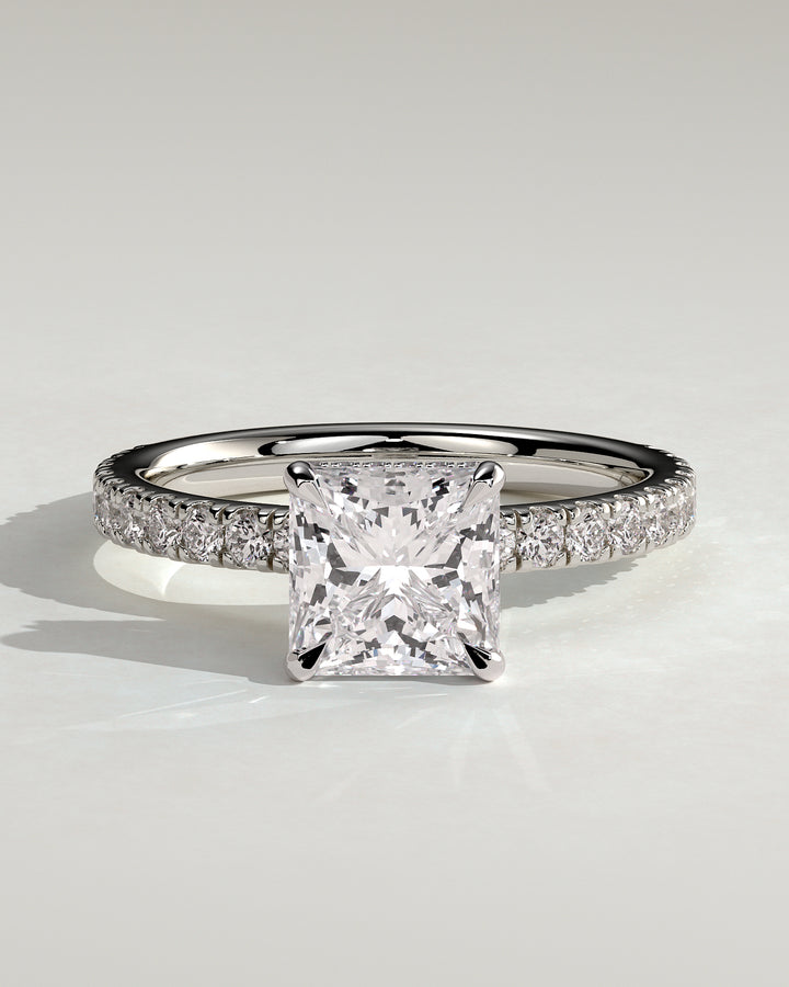 4 carat VS  cushion Ring  diamond Ring made with 14k gold handcrafted , Labgrown IgI certified center stone 4 carat , total ring 5 carat Diamond
