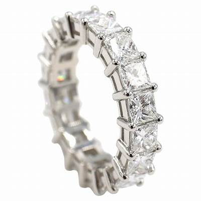5 carat princess cut VVS handcrafted in 14k white gold made with VVS labgrown diamond highest color Eye clean