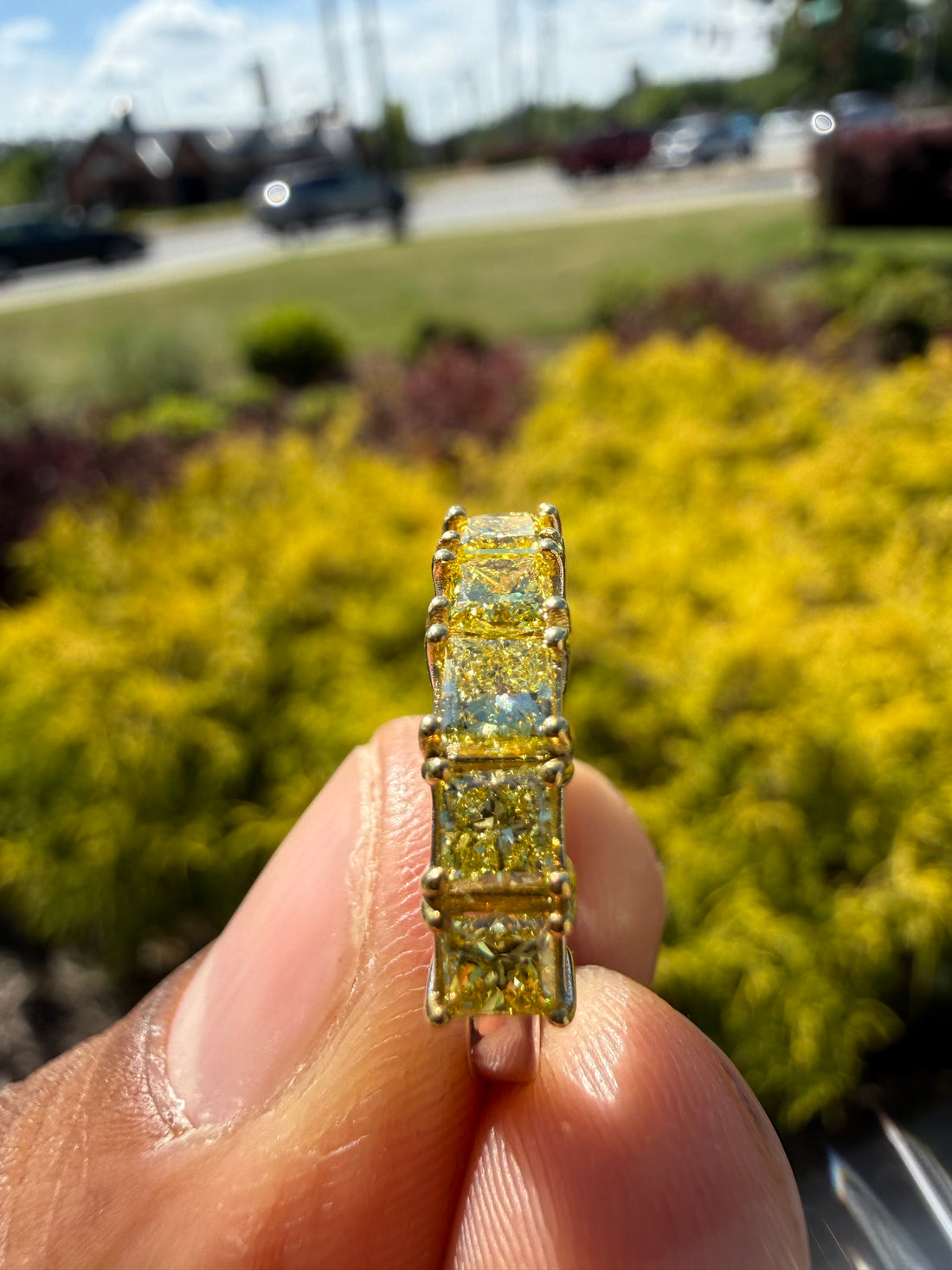 2.5 carat princess cut fancy yellow oval ring  handcrafted ring made with 14k gold in grown diamond