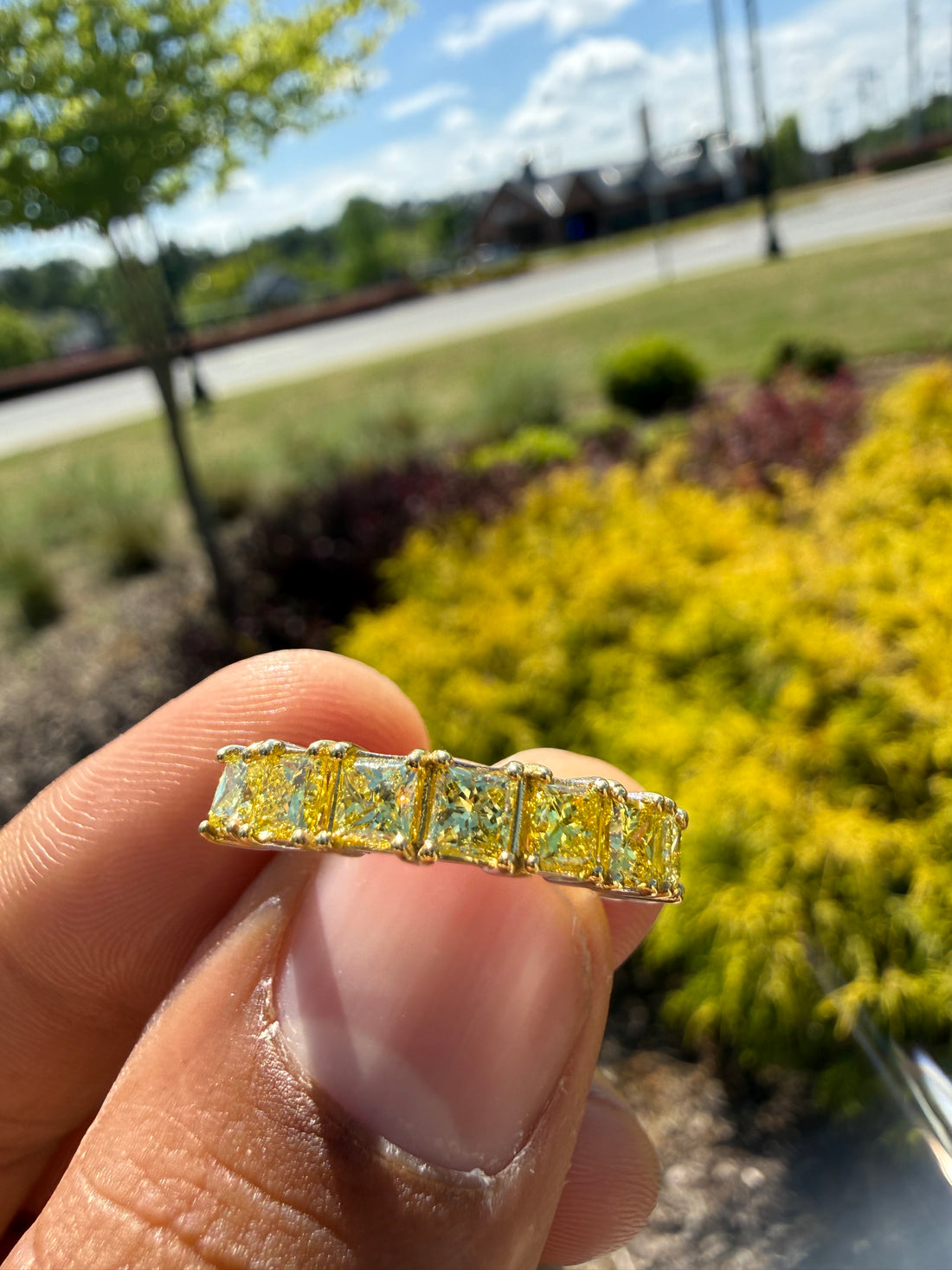 2.5 carat princess cut fancy yellow oval ring  handcrafted ring made with 14k gold in grown diamond