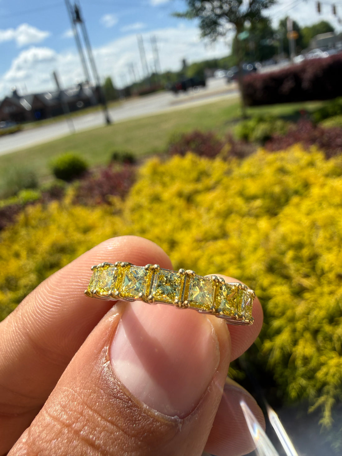 2.5 carat princess cut fancy yellow oval ring  handcrafted ring made with 14k gold in grown diamond