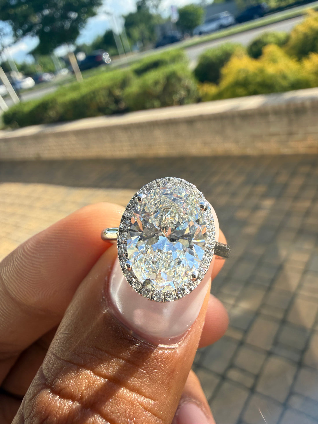 3 carat oval cut ring cut E vs IGI certified 3 carat center stone with special cut on side stone highly handcrafted in grown diamond 14k gold