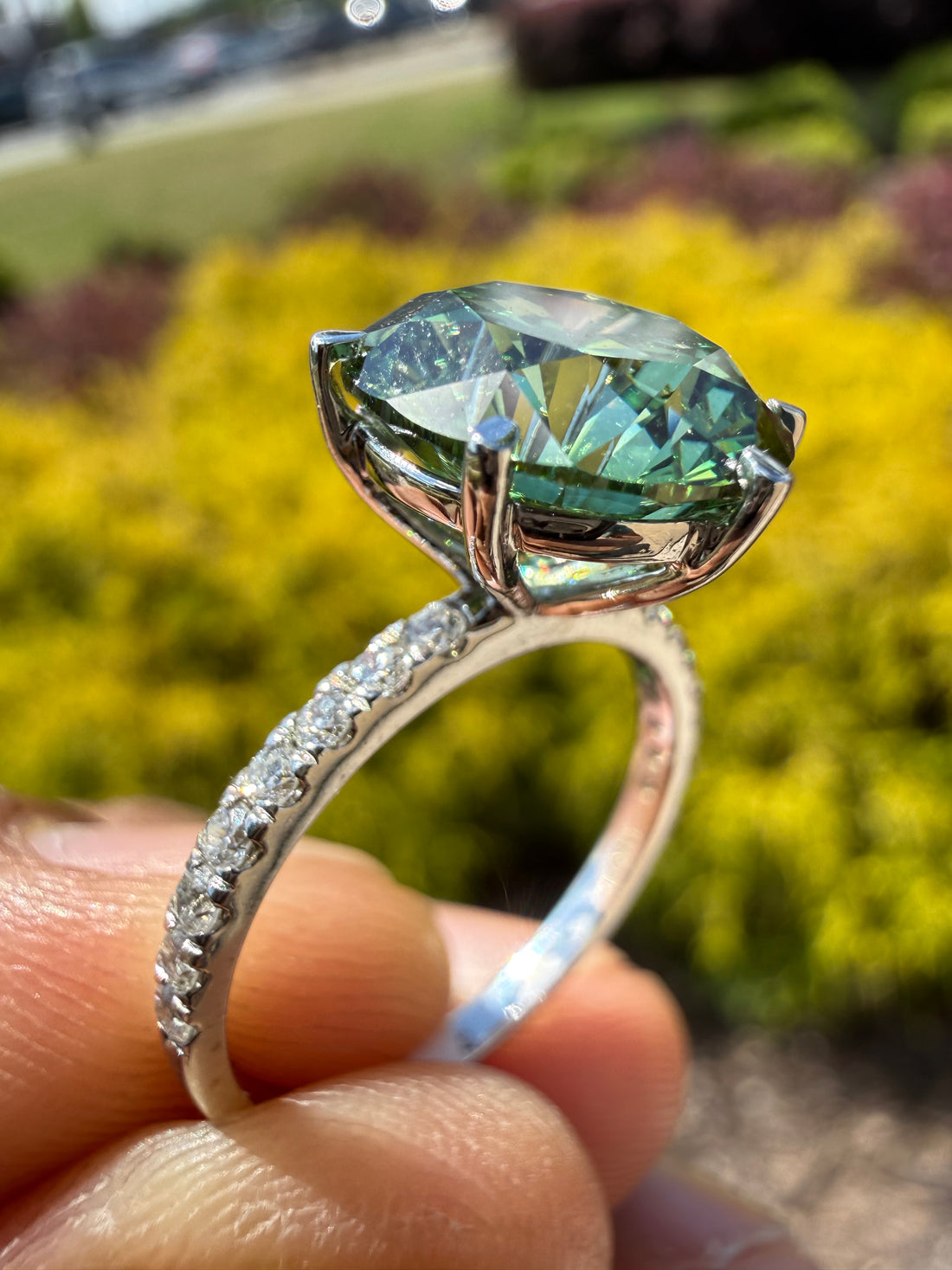 5.3 carat fancy green ring  handcrafted ring made with 14k gold in grown diamond