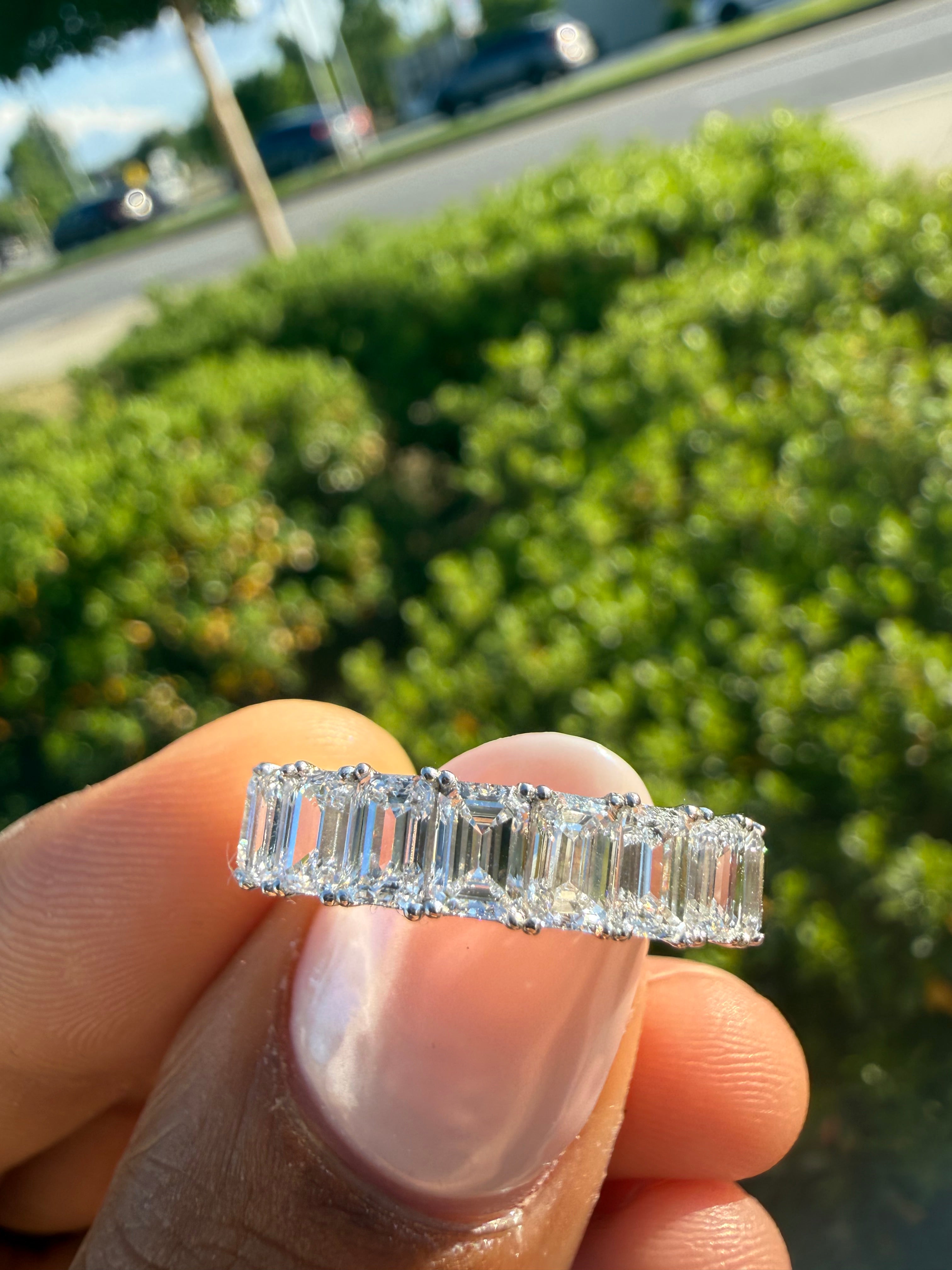 5 carat emerald cut  special cut ring VVS stone with special cut on side stone fancy highly handcrafted in grown diamond 14k gold ( made in gold )