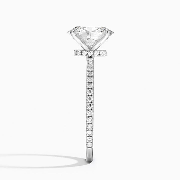 3 carat oval  center stone igi certified EF VS1 engagement ring handcrafted in 14k gold