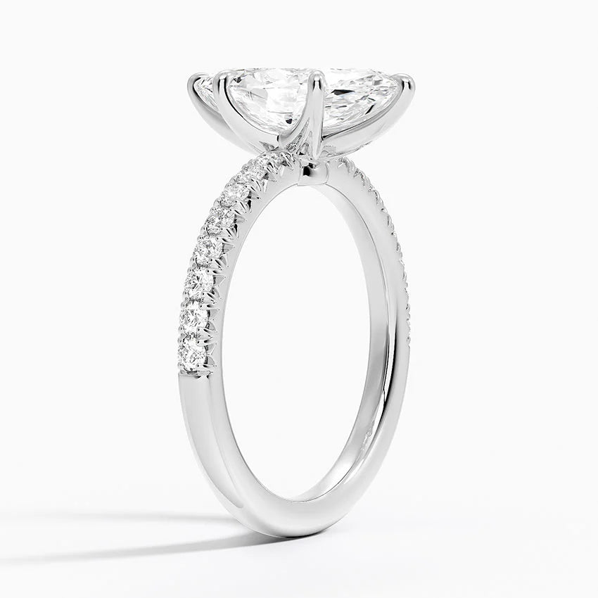 3 carat marquise  center stone igi certified EF VS1 handcrafted  in 14k gold, IGI certification