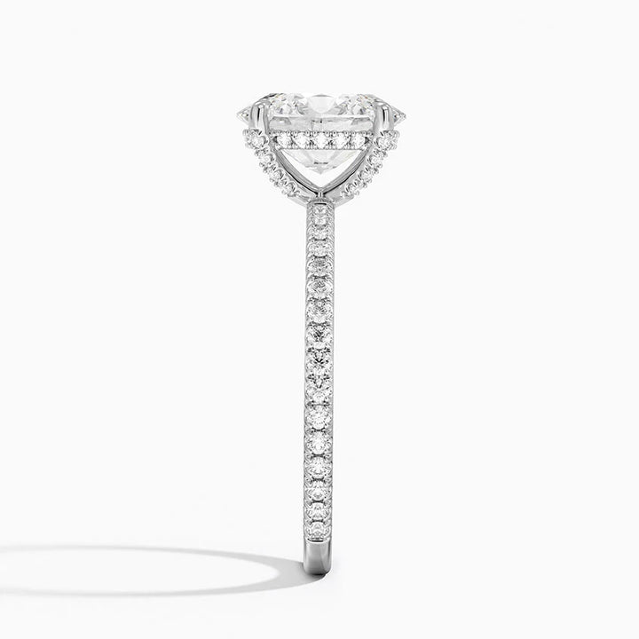 2 carat center stone oval  EF  VS . Eye Clean stone IGI certified diamond ,, engagement ring handcrafted made in 14k gold