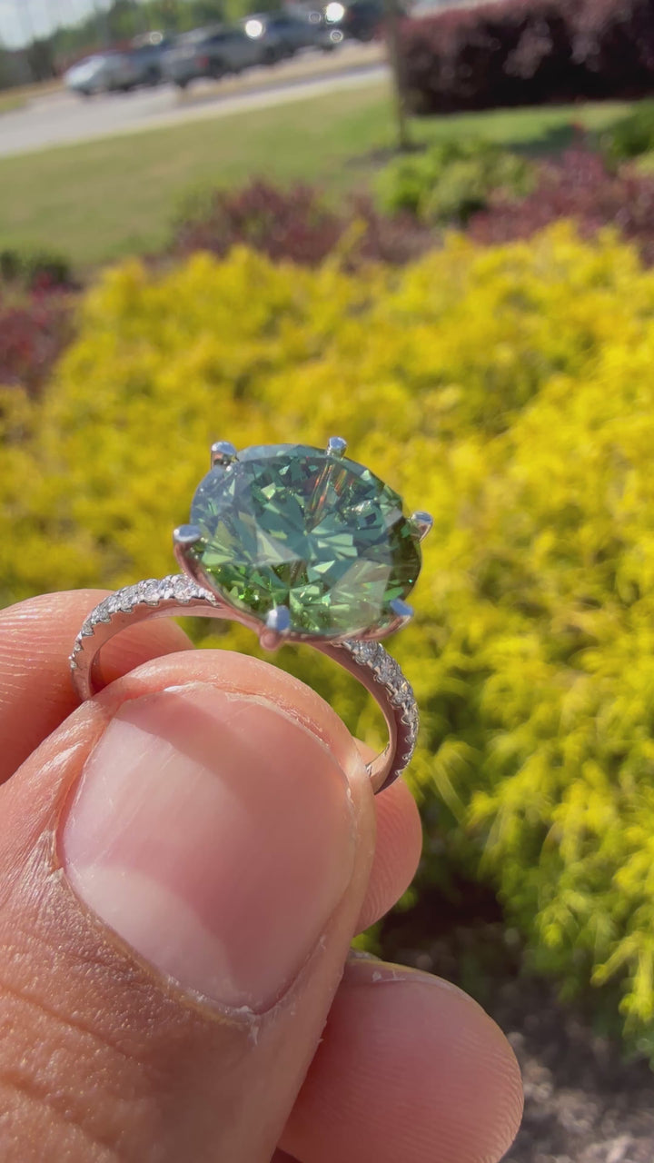 5.3 carat fancy green ring  handcrafted ring made with 14k gold in grown diamond