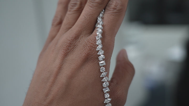 10 carat fancy shape braclet , stone handcrafted with VVS clarity grown diamond handcrafted made in 14k gold