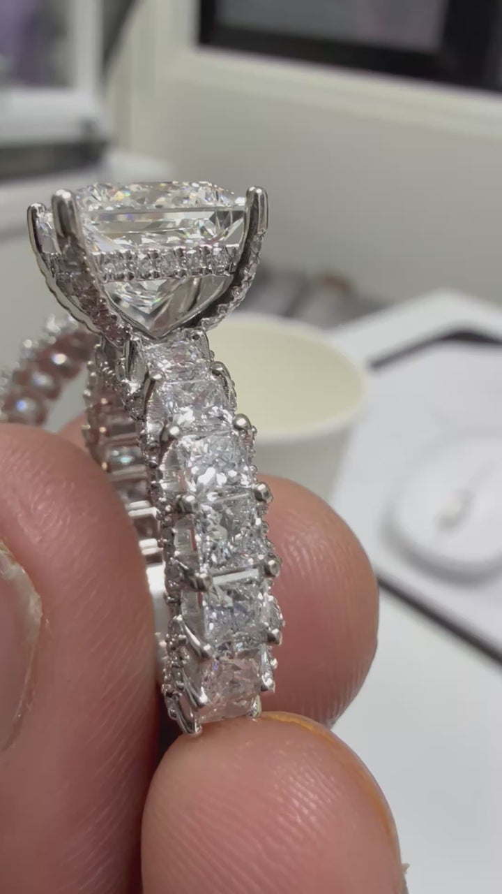 5 carat princess VS  , Engagement Set made with High -end craftsmanship with 350 round diamond in  14k gold ( you can change the shape and size) put your initials letter on ring of you loved one, igi certified diamond