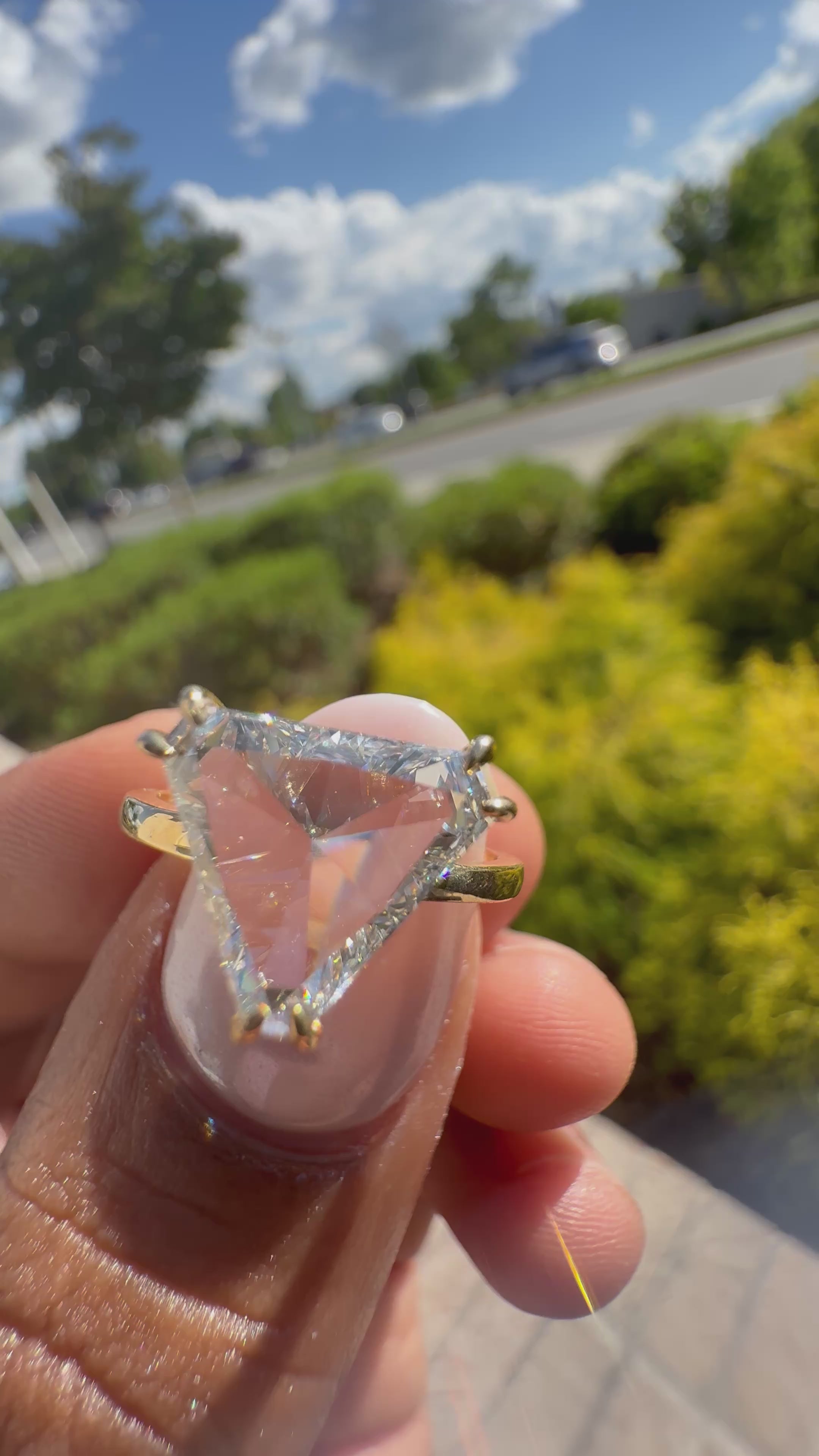3 carat Traingle  cut E vs IGI certified made with special cut handcrafted in grown diamond 14k gold