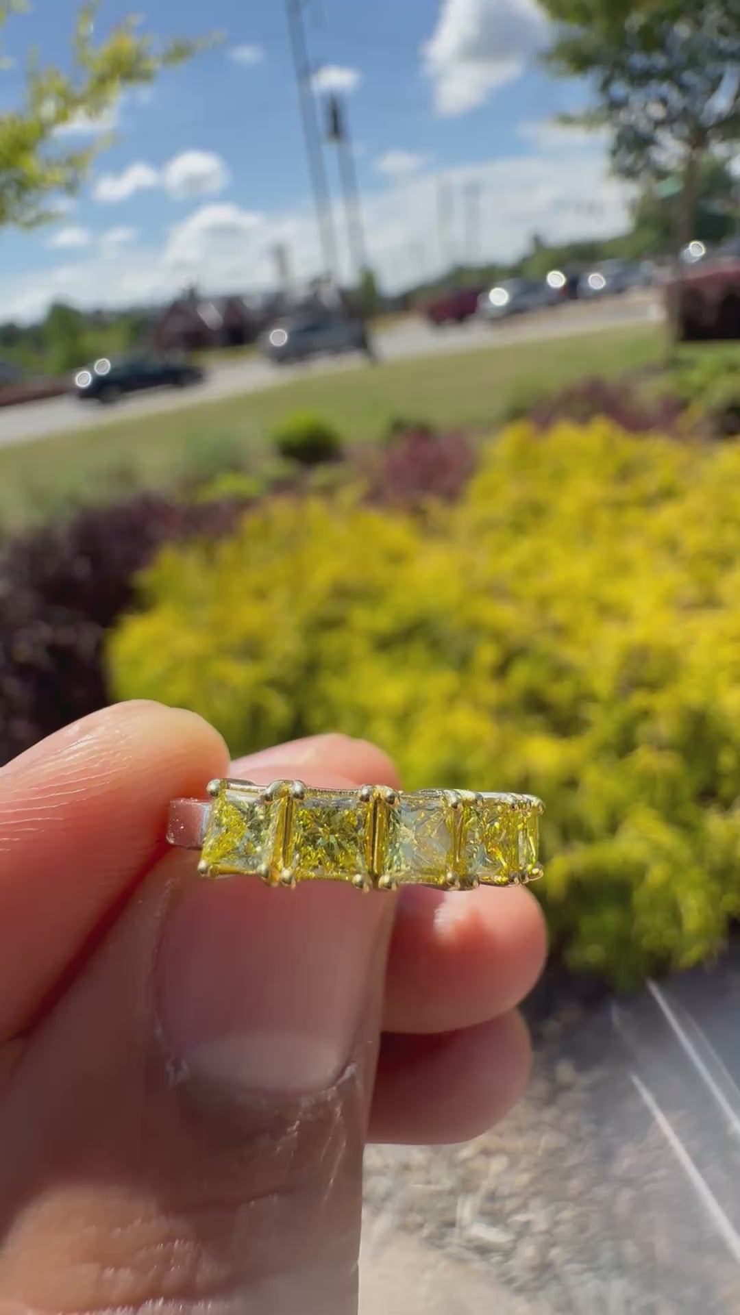 2.5 carat princess cut fancy yellow oval ring  handcrafted ring made with 14k gold in grown diamond